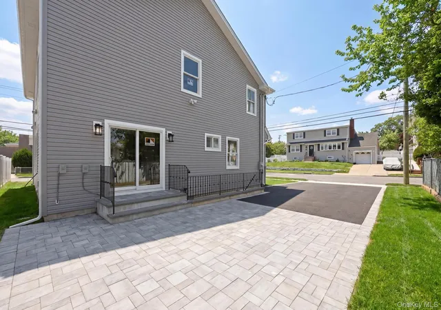 Photo 3 of Single family home for sale at 447 Keller Ave, Hempstead, NY 11003 | MLS# 988333 | Listing updated on 2026-09-15