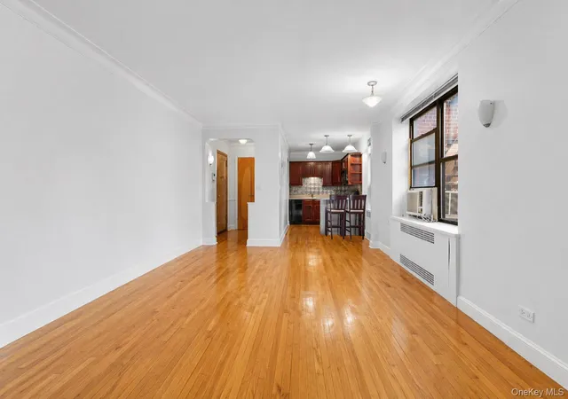 Photo 2 of Condo for sale at 290 6th Avenue #4E, New York, NY 10014 | MLS# 990370 | Listing updated on 2026-09-13