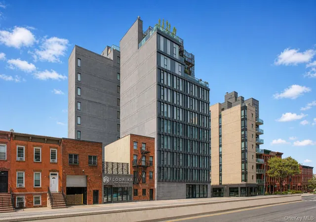 Photo 2 of Condo for sale at 554 4th Avenue #7B, Brooklyn, NY 11215 | MLS# 992614 | Listing updated on 2026-09-14