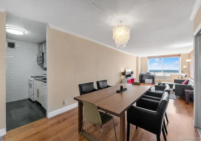 Photo 4 of House for sale at 118-18 Union Turnpike #18CD, Kew Gardens, NY 11415 | MLS# 993573 | Listing updated on 2026-10-24