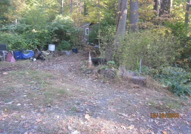 Photo 2 of Single family home for sale at 11 Woodland Cir S, Monroe, NY 10950 | MLS# 993793 | Listing updated on 2026-09-11