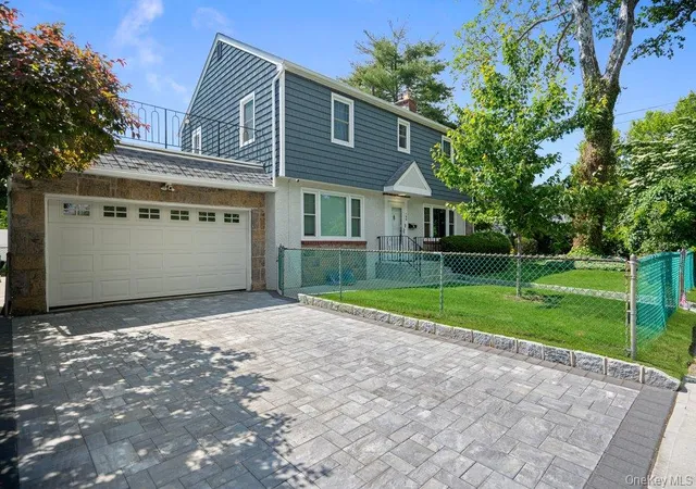 Photo 2 of Sale Pending at 165 Linmouth Rd, Hempstead, NY 11565 | MLS# 994371 | Listing updated on 2026-09-11