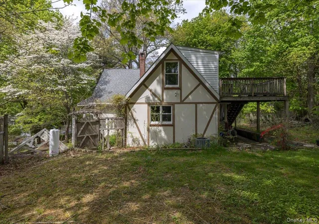 Photo 3 of Single family home for sale at 7 Amagansett Dr, Sound Beach, NY 11789 | MLS# 994823 | Listing updated on 2026-09-11