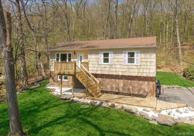 Photo 1 of Single family home for sale at 1168 Lakes Rd, Monroe, NY 10950 | MLS# 995734 | Listing updated on 2026-09-12
