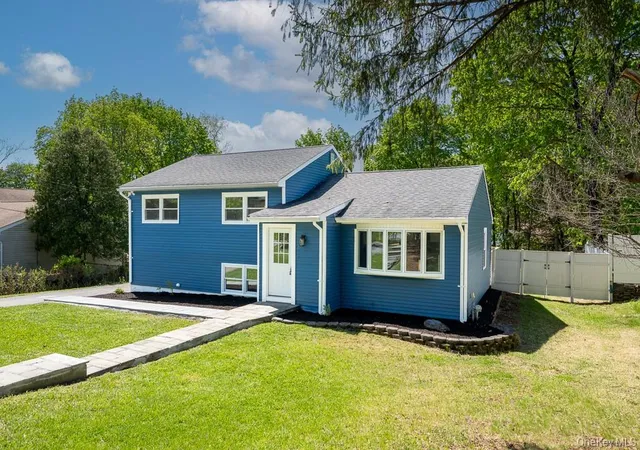 Photo 1 of Single family home for sale at 22 Oriole Dr, Poughkeepsie, NY 12601 | MLS# 995740 | Listing updated on 2026-09-13