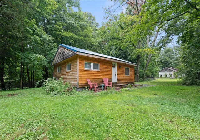 Photo 3 of Manufactured home for sale at 549 Hearts Content Rd, Round Top, NY 12473 | MLS# 996534 | Listing updated on 2026-09-11