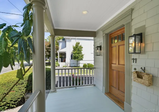 Photo 3 of Single family home for sale at 11 Winthrop Ave, Mamaroneck, NY 10538 | MLS# 999896 | Listing updated on 2026-09-15
