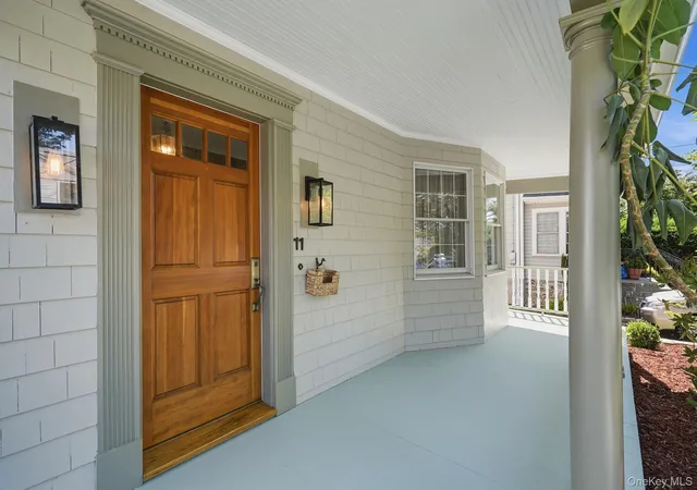 Photo 3 of Single family home for sale at 11 Winthrop Ave, Mamaroneck, NY 10538 | MLS# 999896 | Listing updated on 2026-09-15