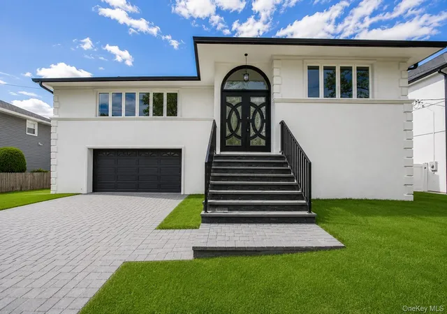Photo 2 of Single family home for sale at 988 Westwood Rd, Woodmere, NY 11598 | MLS# 1000413 | Listing updated on 2026-09-11