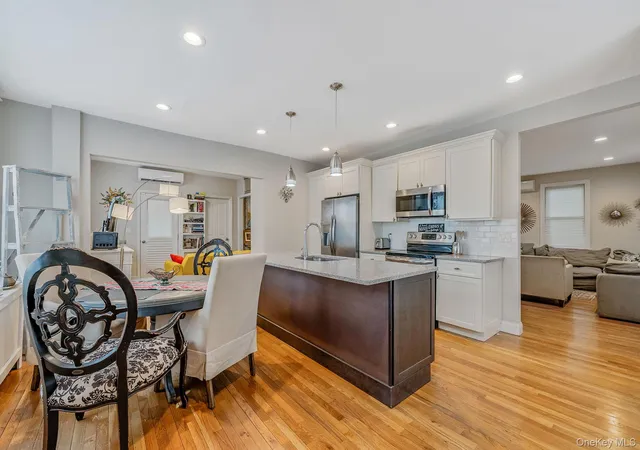 Photo 3 of Single family home for sale at 15 Northridge St, Huntington Station, NY 11746 | MLS# 1000743 | Listing updated on 2026-09-15