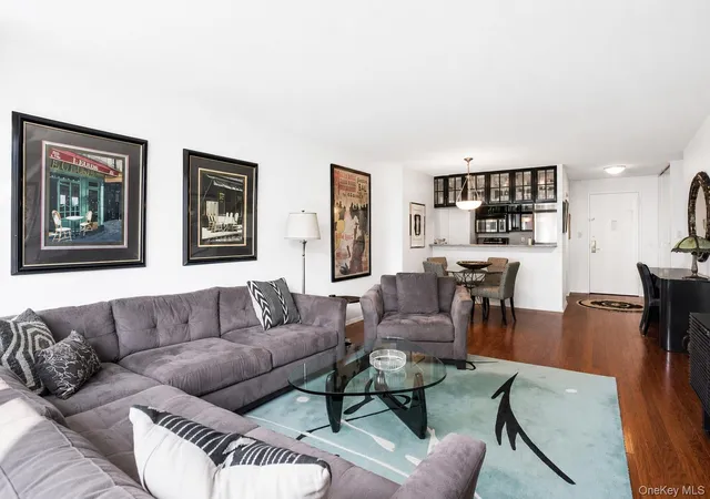 Photo 4 of House for sale at 300 E 59th Street #1903, New York, NY 10022 | MLS# 1001076 | Listing updated on 2026-09-13