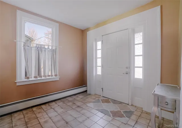 Photo 4 of Sale Pending at 14 West St, Marlboro, NY 12542 | MLS# 1001096 | Listing updated on 2026-09-24