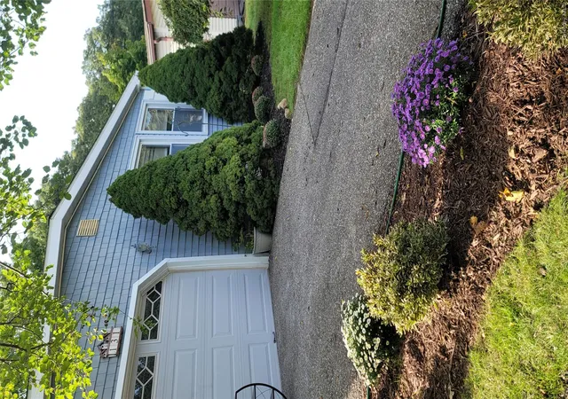 Single family home for sale at 131 Village Cir W, Brookhaven, NY 11949 | MLS# 1001366 | Listing updated on 2026-09-13