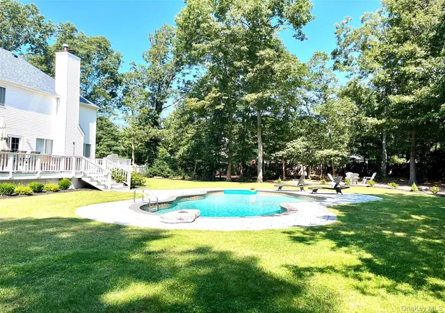 Photo 3 of Single family home for sale at 15 Silas Woods Rd, Manorville, NY 11949 | MLS# 1001375 | Listing updated on 2026-09-17