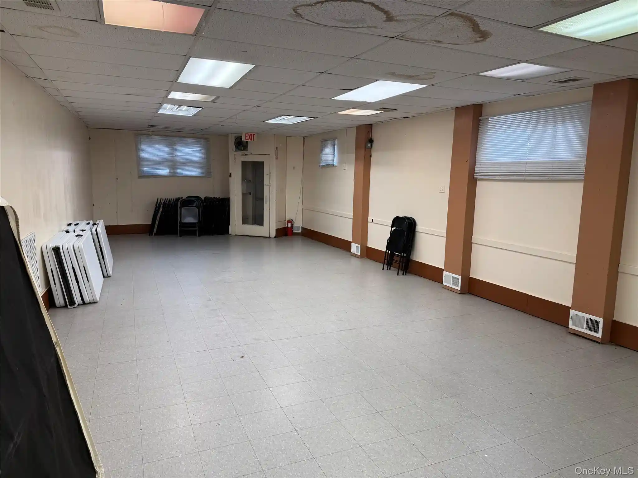 Listing Photo 2 - Condo for sale in 140th Ter Ave located at 140th Ter Ave, Rye Town, NY 10573 - Unit 140 Terrace Ave