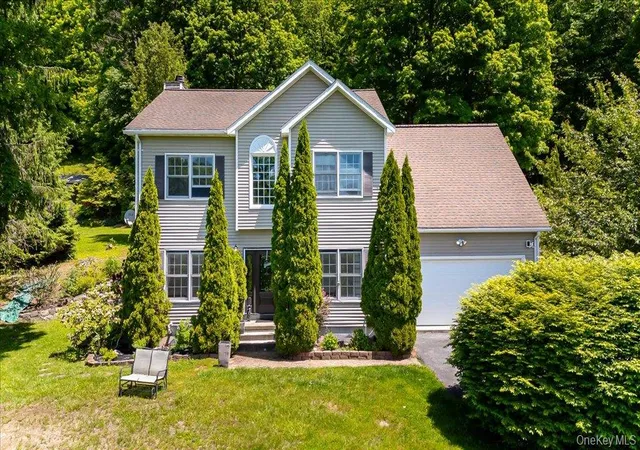 Photo 1 of Single family home for sale at 104 Wiccopee Rd, Putnam Valley, NY 10579 | MLS# 1002930 | Listing updated on 2026-09-24