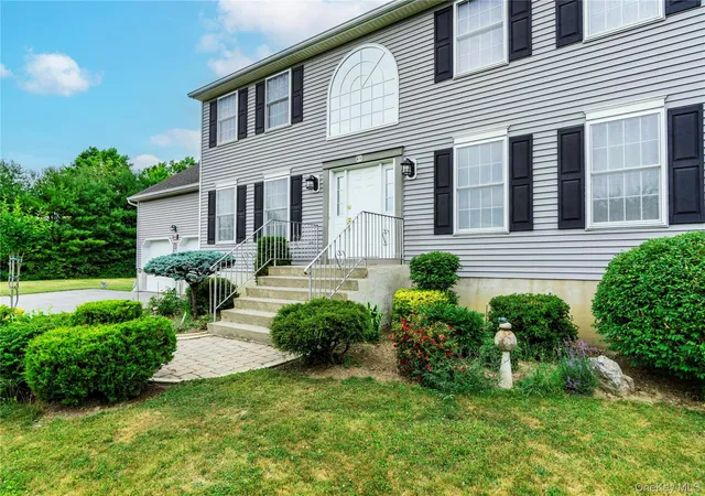Photo 3 of Single family home for sale at 46 Wildflower Ridge, Poughkeepsie, NY 12603 | MLS# 1003289 | Listing updated on 2026-09-14