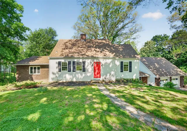 Photo 1 of Single family home for sale at 2 Merry Hl Rd, La Grange, NY 12603 | MLS# 1003528 | Listing updated on 2026-09-13