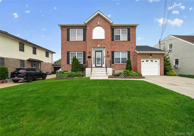 Photo 1 of Sale Pending at 3341 Colony Dr, Baldwin, NY 11510 | MLS# 1004359 | Listing updated on 2026-09-26