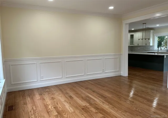 Photo 3 of Single family home for sale at 114 Maytime Dr, Jericho, NY 11753 | MLS# 1004874 | Listing updated on 2026-09-10