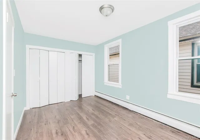 Listing Photo 5 - Condo for sale in building located at 2812 Harrington Ave, New York, NY 10461