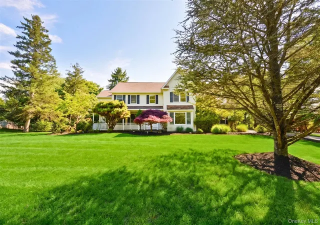 Photo 1 of Single family home for sale at 6 S Post Ln, Airmont, NY 10952 | MLS# 1005828 | Listing updated on 2026-09-15