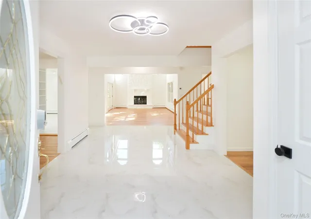 Photo 3 of Single family home for sale at 6 S Post Ln, Airmont, NY 10952 | MLS# 1005828 | Listing updated on 2026-09-15