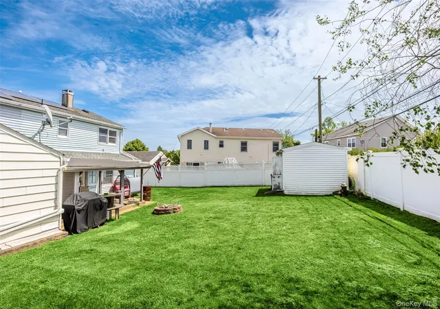 Photo 3 of Sale Pending at 4236 Clarissa Rd, Oyster Bay, NY 11714 | MLS# 1006275 | Listing updated on 2026-09-15