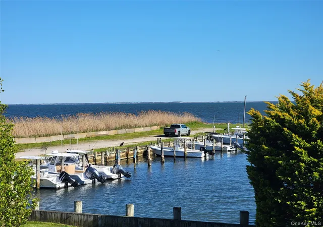 Photo 2 of Sale Pending at 23 Dalny Pl, Islip, NY 11782 | MLS# 1006328 | Listing updated on 2026-09-11