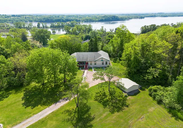 Photo 3 of Single family home for sale at 22 Noble St, Coxsackie, NY 12051 | MLS# 1006990 | Listing updated on 2026-09-14