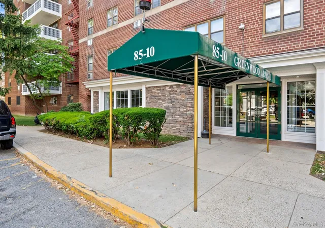 Photo 2 of Condo for sale at 85 10 151 Avenue #2D, New York, NY 11414 | MLS# 1007233 | Listing updated on 2026-09-14