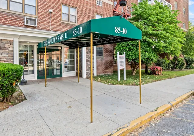 Photo 3 of House for sale at 85-10 151 Avenue #2D, New York, NY 11414 | MLS# 1007233 | Listing updated on 2026-09-14