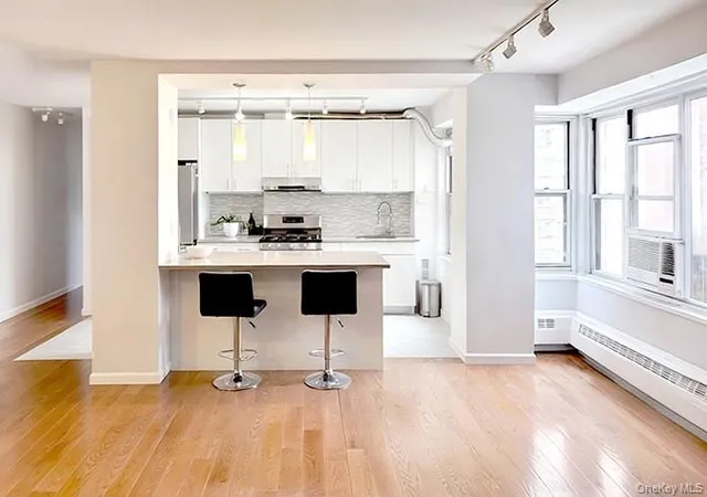 Photo 3 of Condo for sale at 573 Grand St #D802, New York, NY 10002 | MLS# 1007607 | Listing updated on 2026-09-11
