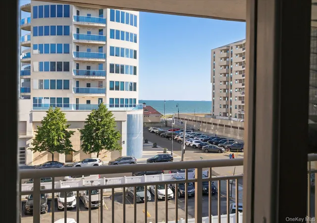 Listing Photo 4 - Condo for sale in building located at 410 E Broadway, Long Beach, NY 11550 - Unit #4C
