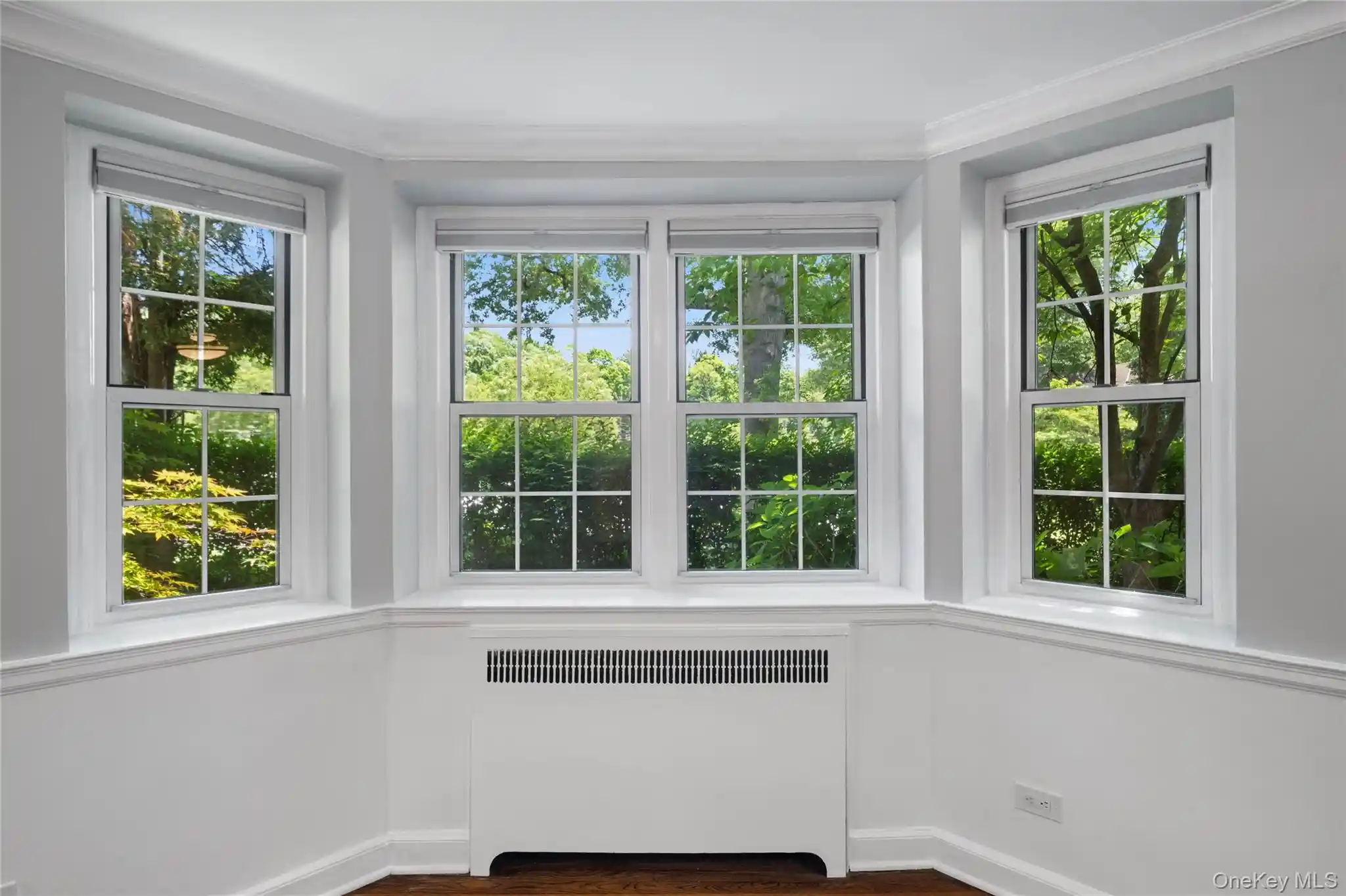 Listing Photo 2 - Condo for sale in 9 Sentry Pl located at 9 Sentry Pl, Scarsdale, NY 10583 - Unit #Garden