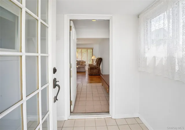 Photo 3 of Single family home for sale at 50 Hazelton Rd, Yonkers, NY 10710 | MLS# 1011334 | Listing updated on 2026-09-19