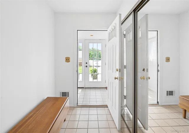 Photo 4 of Single family home for sale at 50 Hazelton Rd, Yonkers, NY 10710 | MLS# 1011334 | Listing updated on 2026-09-19