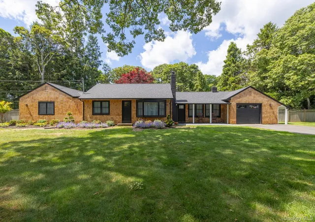 Photo 1 of Single family home for sale at 19 Groveland Ave, Southampton, NY 11942 | MLS# 1011535 | Listing updated on 2026-09-14