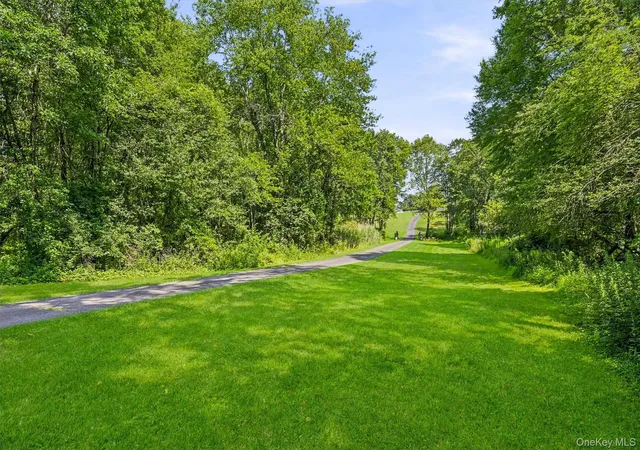 Photo 3 of Single family home for sale at 232 Maybrook Rd, Hamptonburgh, NY 10916 | MLS# 1011583 | Listing updated on 2026-09-15