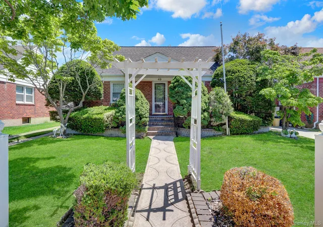 Photo 1 of Single family home for sale at 49 Mcalester Ave, Oyster Bay, NY 11801 | MLS# 1011817 | Listing updated on 2026-09-12