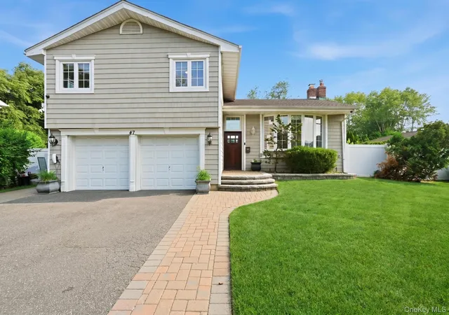 Photo 1 of Sale Pending at 47 Orange Dr, Oyster Bay, NY 11753 | MLS# 1012091 | Listing updated on 2026-09-15