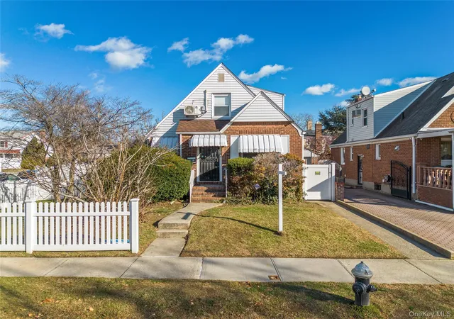 Photo 1 of Single family home for sale at 32 03 Clearview Expy, Bayside, NY 11361 | MLS# 1013428 | Listing updated on 2026-09-28