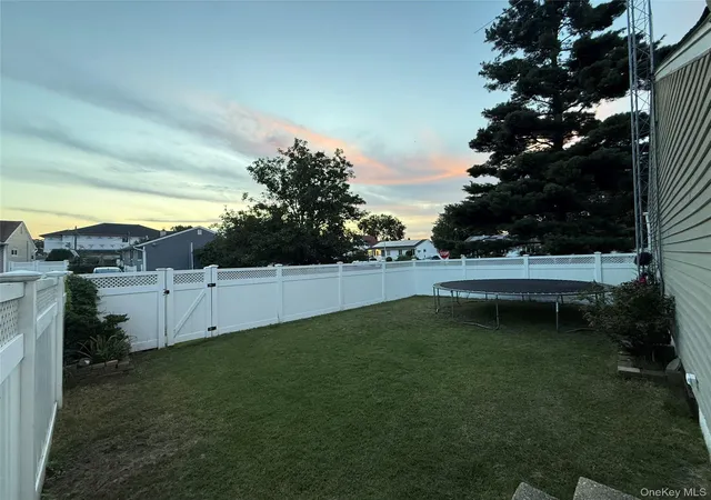 Photo 14 of Single family home for sale at 685 Seabury Ave, Hempstead, NY 11010 | MLS# 1013966 | Listing updated on 2026-10-19