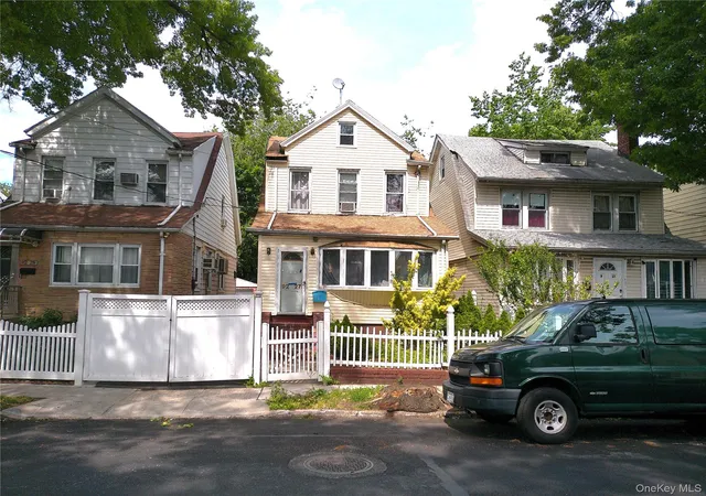 Photo 3 of Single family home for sale at 9227 Springfield Blvd, New York, NY 11428 | MLS# 1015728 | Listing updated on 2026-10-05