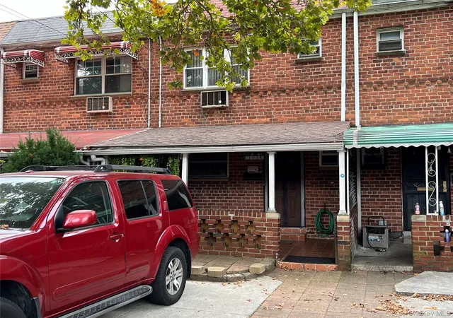 Photo 2 of Single family home for sale at 1024 Hendrix St, Brooklyn, NY 11207 | MLS# 1016048 | Listing updated on 2026-09-15