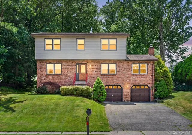 Photo 1 of Sale Pending at 33 Winchester Dr, Monroe, NY 10950 | MLS# 1016143 | Listing updated on 2026-09-10