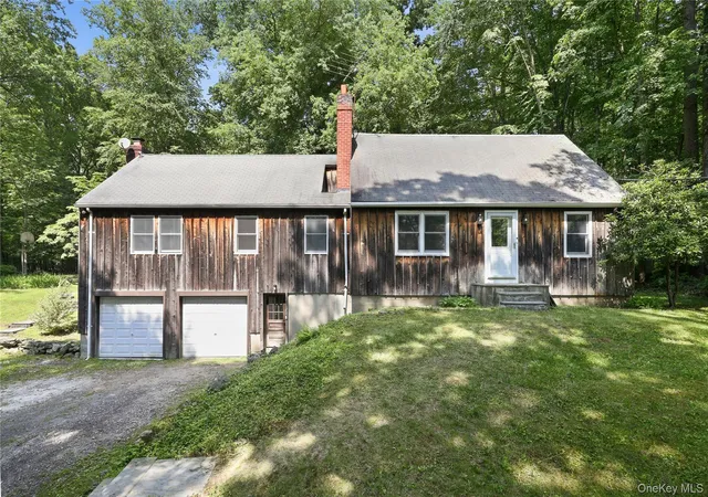 Photo 1 of Single family home for sale at 9 Stewart Rd, Lewisboro, NY 10590 | MLS# 1016167 | Listing updated on 2026-09-14