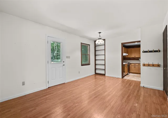 Photo 4 of Single family home for sale at 9 Stewart Rd, Lewisboro, NY 10590 | MLS# 1016167 | Listing updated on 2026-09-14