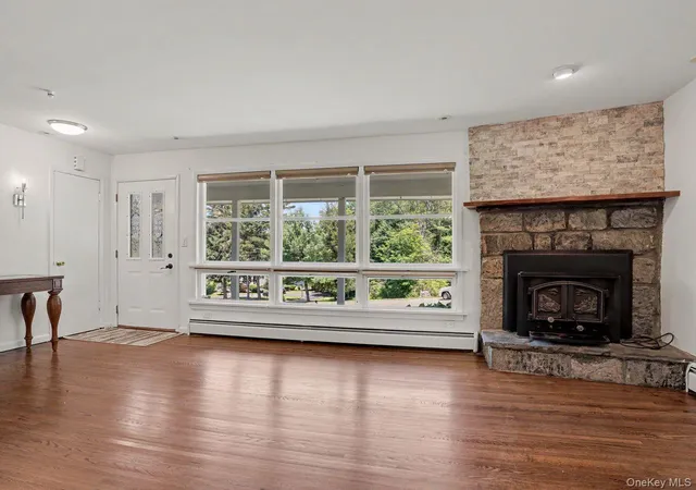 Photo 2 of Sale Pending at 11 Leona Dr, Southeast, NY 10509 | MLS# 1016557 | Listing updated on 2026-09-10