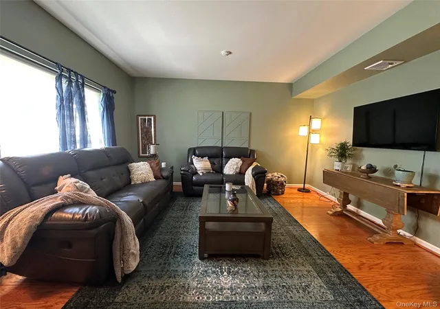 Photo 3 of Condo for sale at 33 Daremy Cir, Brookhaven, NY 11763 | MLS# 1016841 | Listing updated on 2026-09-15